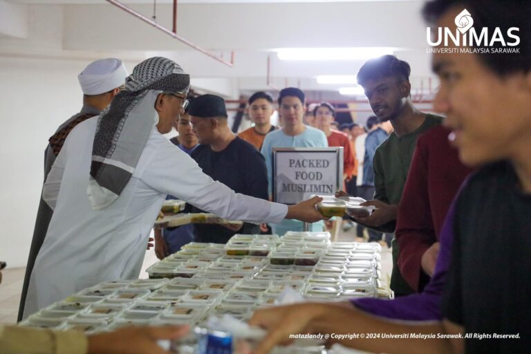 Program Jom Sahur & Subuh Bersama Naib Canselor