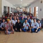 Group photo with participants