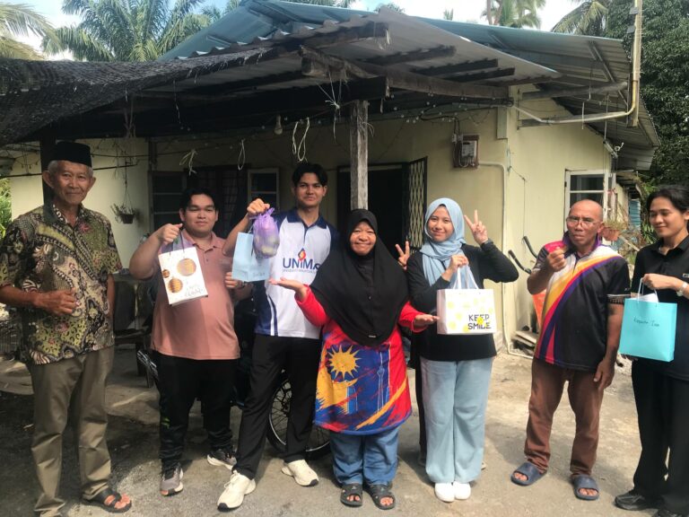 photo_6077753597635529713_w